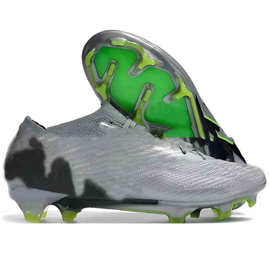 Men's low-top football boots with knitted upper, FG studs, and a lace-up front.
