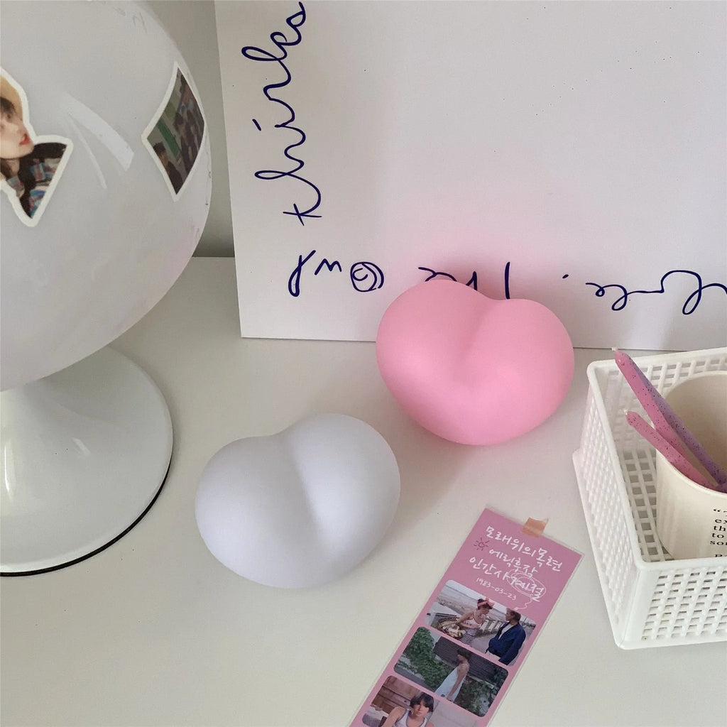 Vinyl atmosphere lamp in pink or white colour, small and large size options, with 5W LED glow for decorative lighting