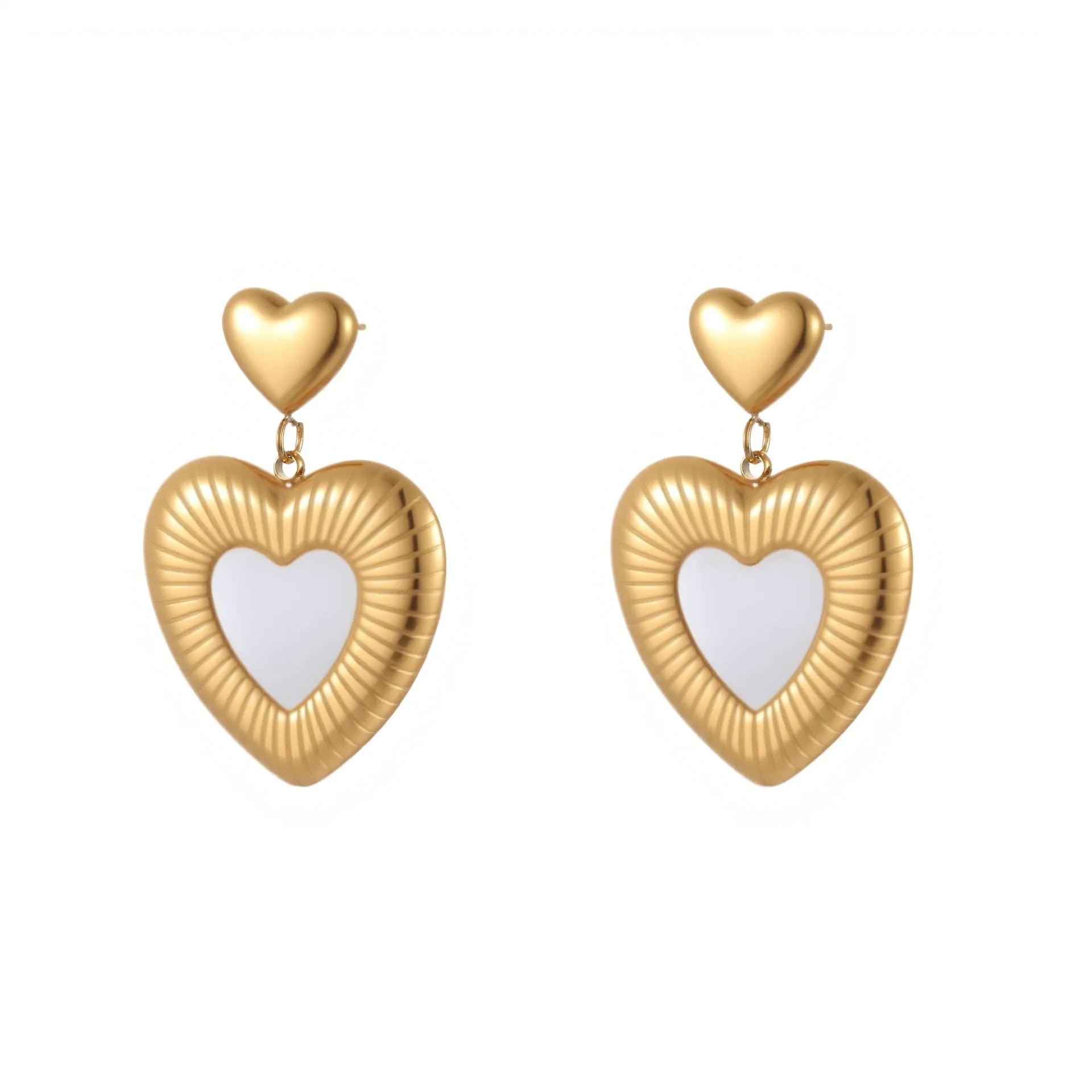 A pair of gold heart-shaped white fritillary earrings for women, made from stainless steel with 18K electroplating.
