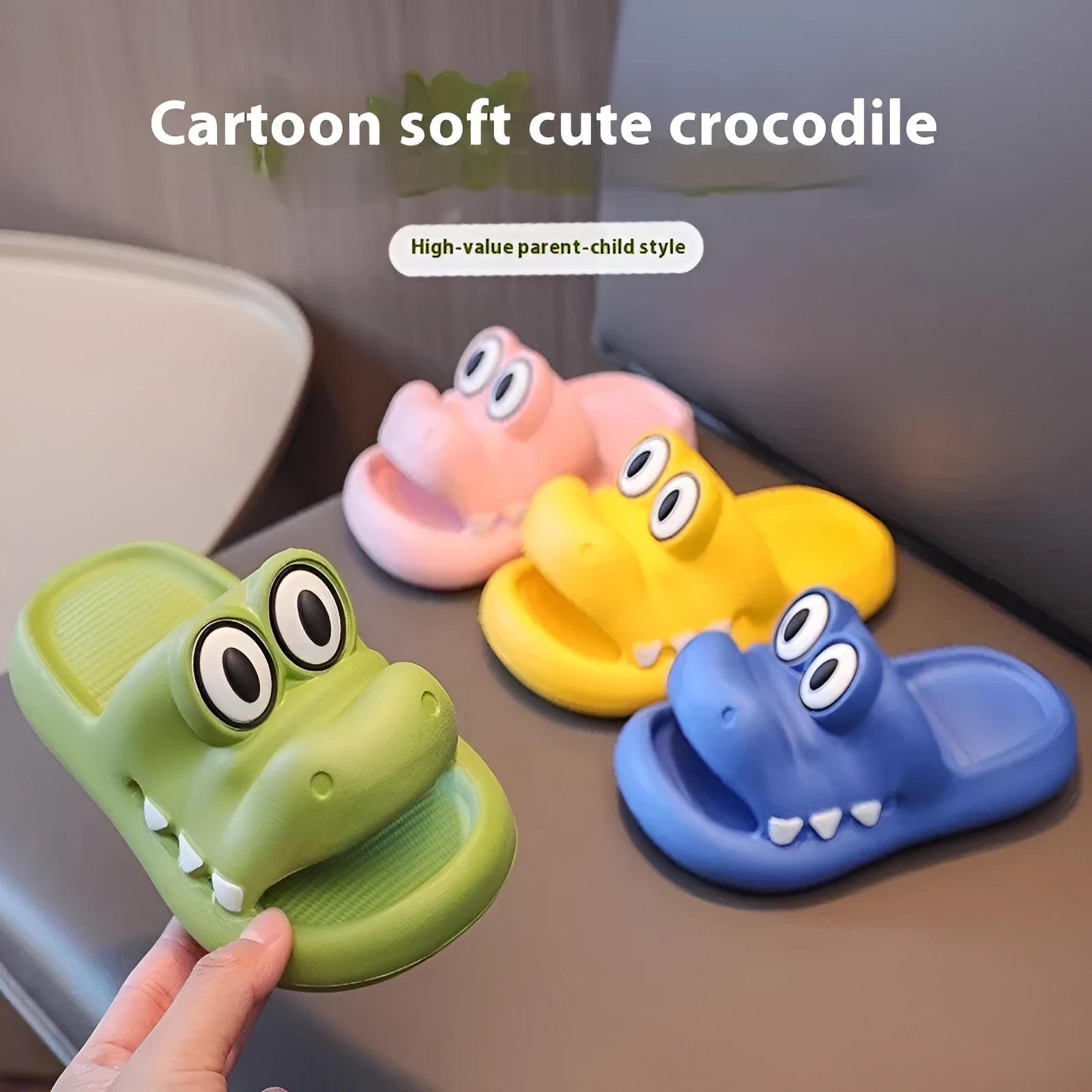 EVA animal pattern parent child sandals in pink, green, yellow and blue colours for family outdoor use