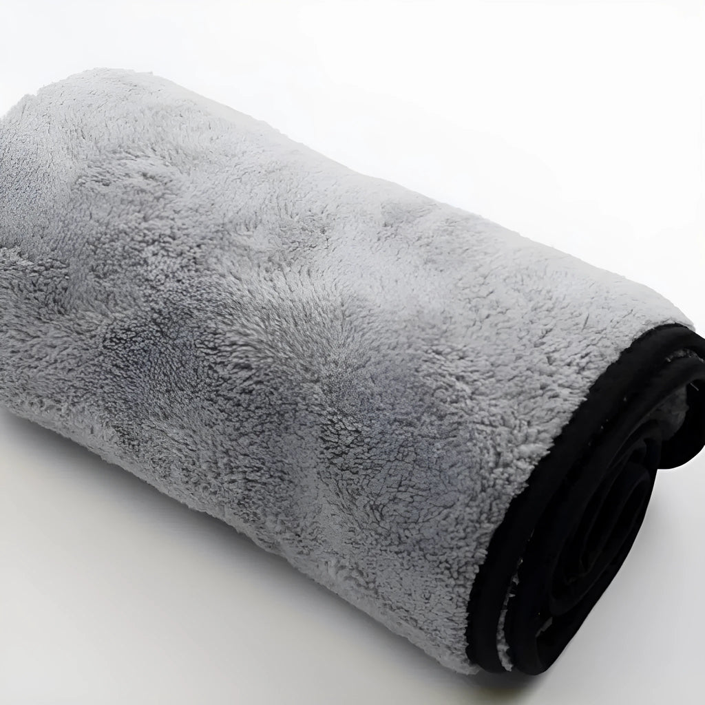 Microfiber car wash towel shown in three size options: 75x35cm, 60x40cm, and 100x40cm.