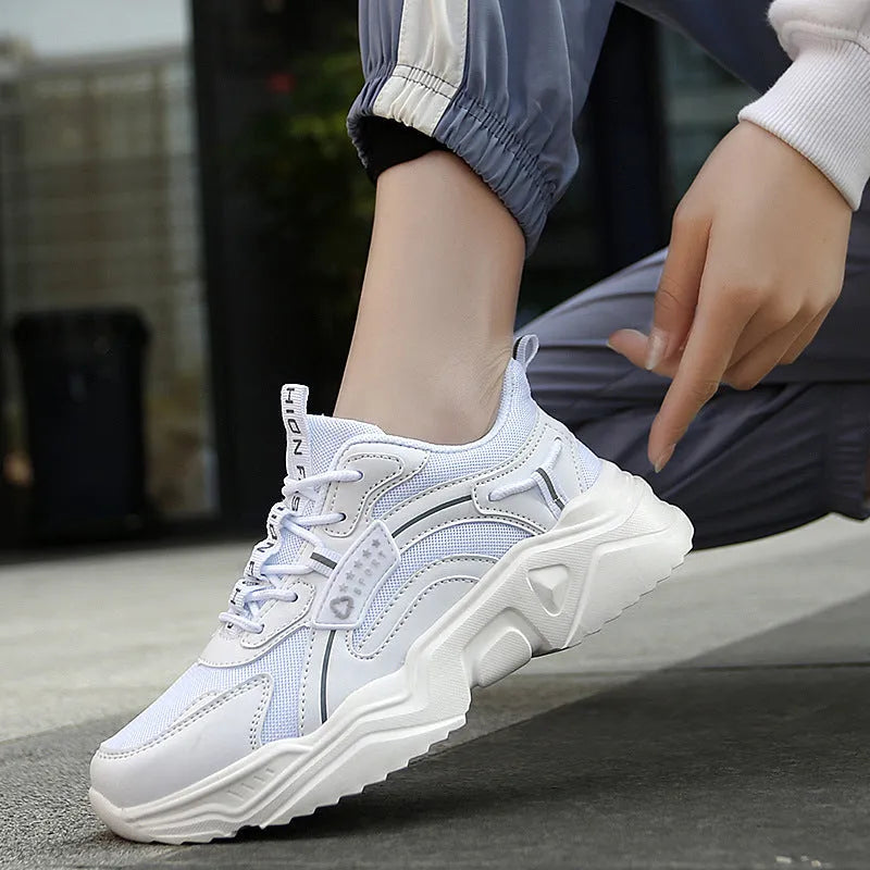 Women's white thick-soled casual sports shoes with mesh upper and 3-5cm mid-heel