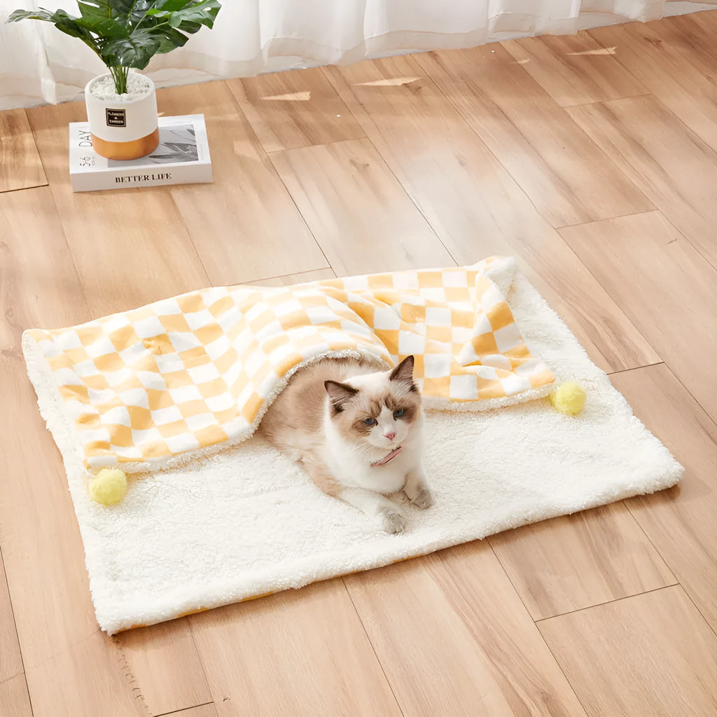 Green plaid pattern soft fleece pet blanket with fur ball decoration for cats and dogs