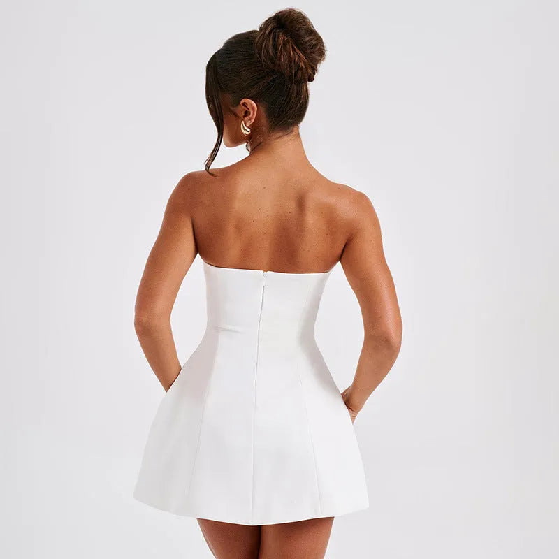 Women's backless tube dress in solid colour with A-line skirt for summer casual or party wear