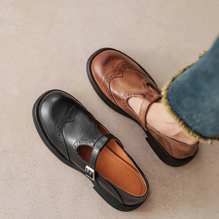 British style women's flat leather shoes with round toe in black and brown colour options
