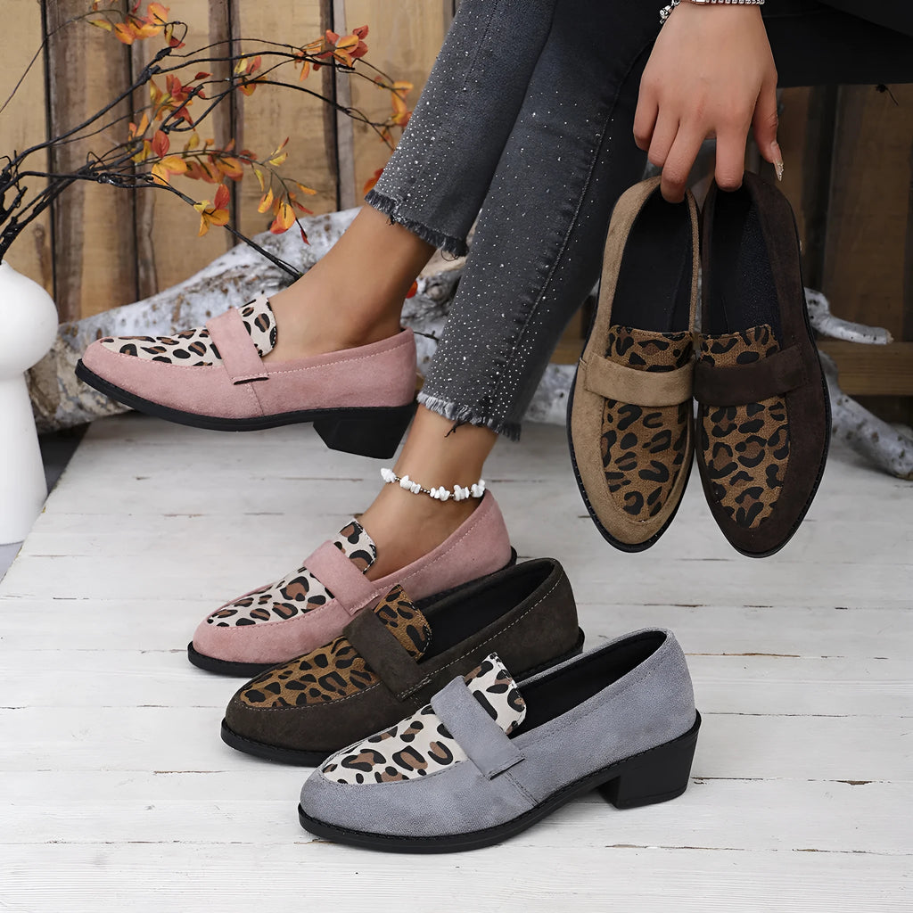Leopard print suede slip-on shoe with chunky heel and pointed toe in brown colour