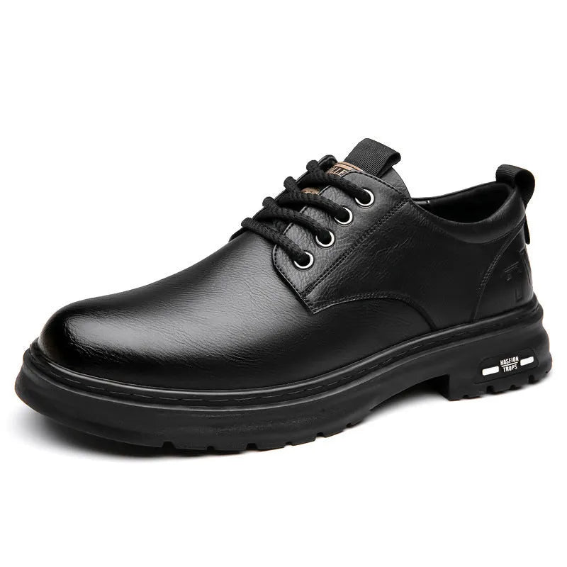 Men's retro outdoor casual leather shoes in black and brown with round toe and stitching details