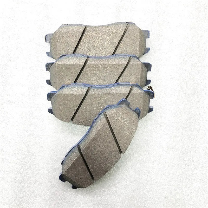 Aiteng Kyron Rester brake pad set with metal accessories for vehicle-specific replacement