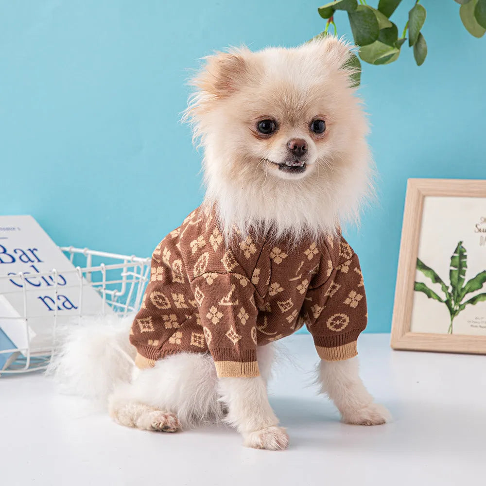 Wool dog sweater in monochrome or two-tone colours, sizes XS to XXL, for autumn and winter warmth