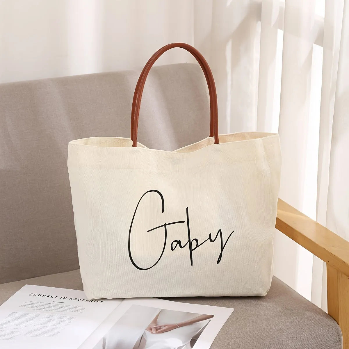 Canvas tote bag with reinforced handles in beige white and white colour options