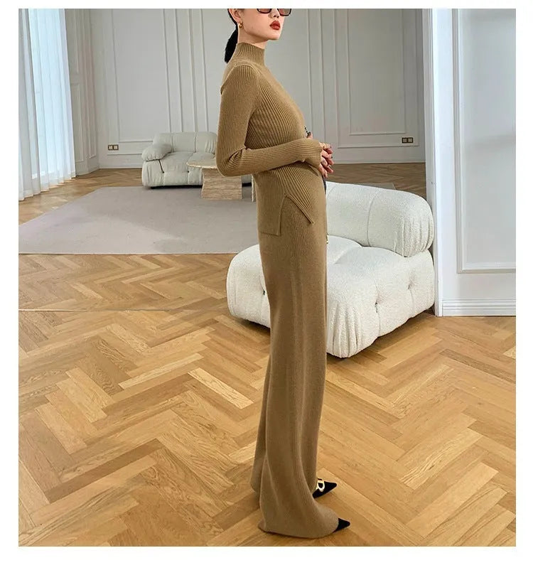 Women's knitted three-piece set with wide-leg trousers, sweater, and cardigan in solid colour with leather stitching details