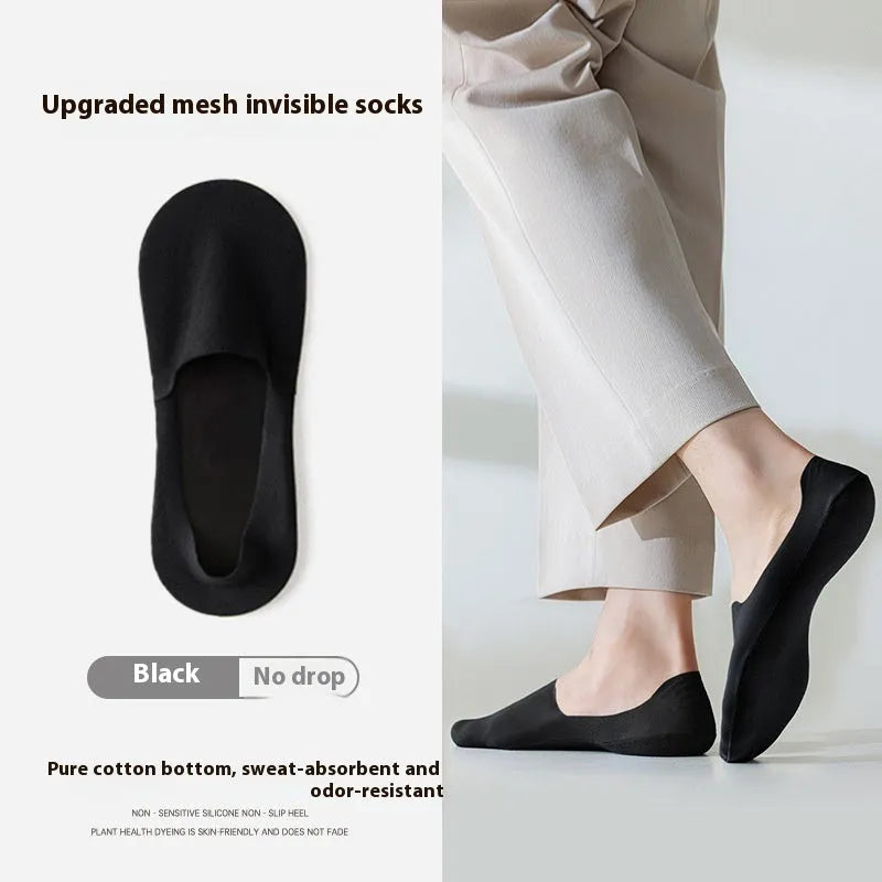 Men's solid colour pure cotton invisible boat socks laid flat, showing no-show design.