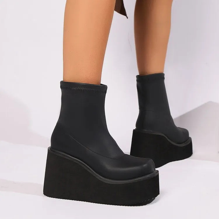 Plus size women's wedge heel boots with waterproof platform in black leather and 2057 colours