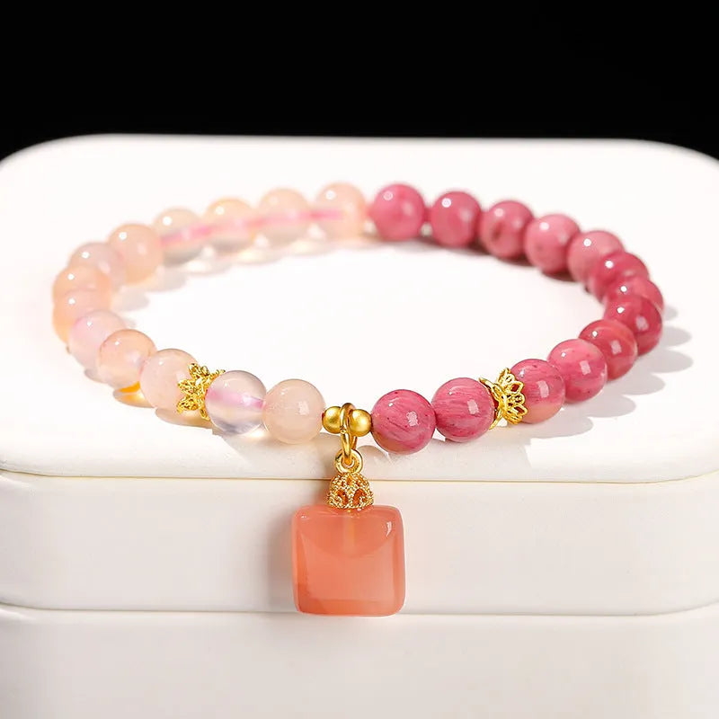 Natural jade green crystal bracelet with fresh design for women and girls