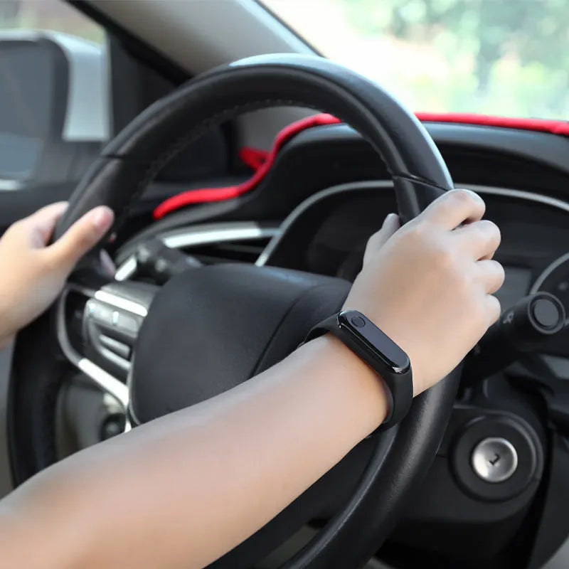 Wireless anti-static bracelet with 34cm TPU strap, black or pink, supplied with two AG10 batteries