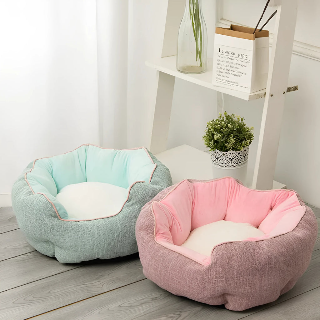 Octagonal pet bed with removable mats in grey colour for cats and small dogs