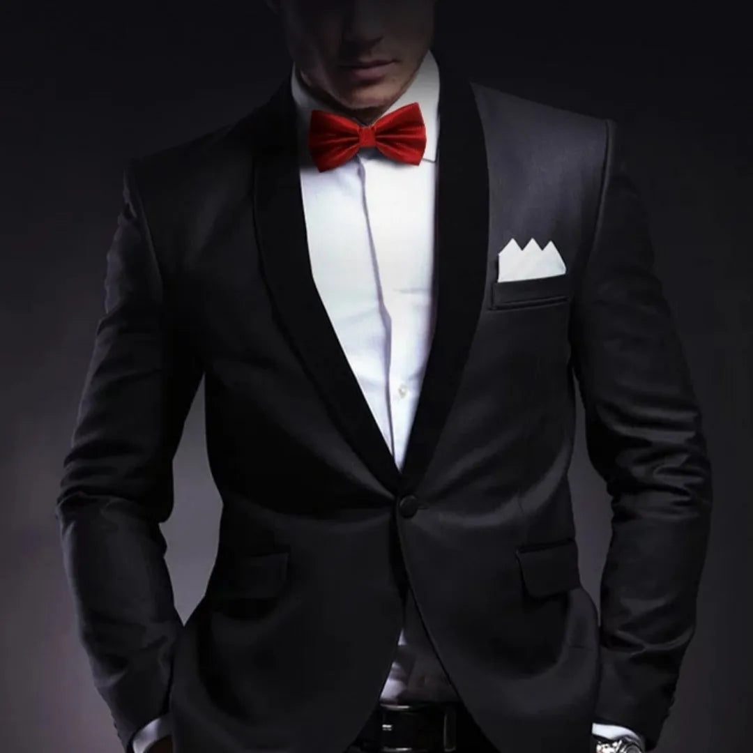 Men's solid colour bow tie with flat head design measuring 12 by 6 centimetres