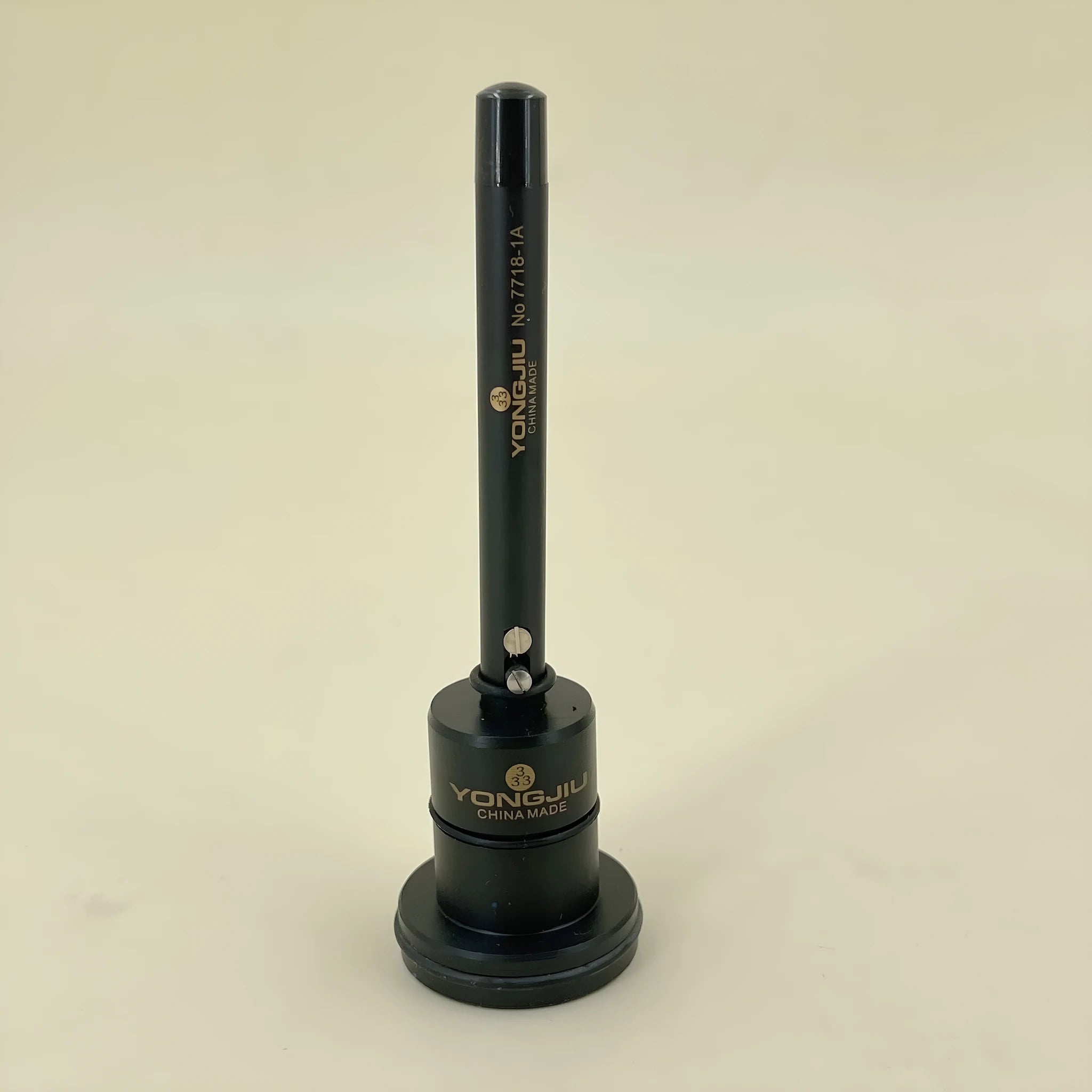 A professional watch repair oiling pen for precise lubrication, showing model options 7718, 7719, and 7720.