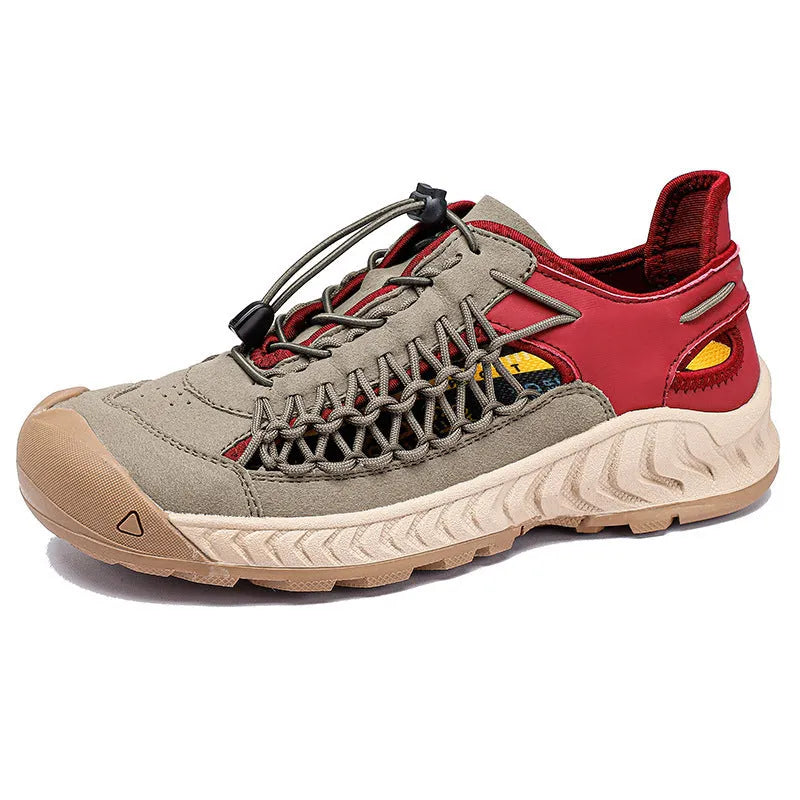 Men's hand-woven closed-toe sandals with an elastic band and rubber sole in a light grey colour.