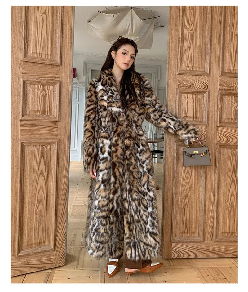 Faux fur coat with fur collar and pockets, shown in street fashion style, length 80cm