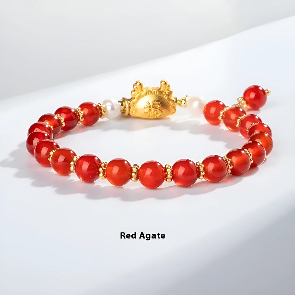 Natural agate bracelet with 8mm diamond-shaped beads in five colour options