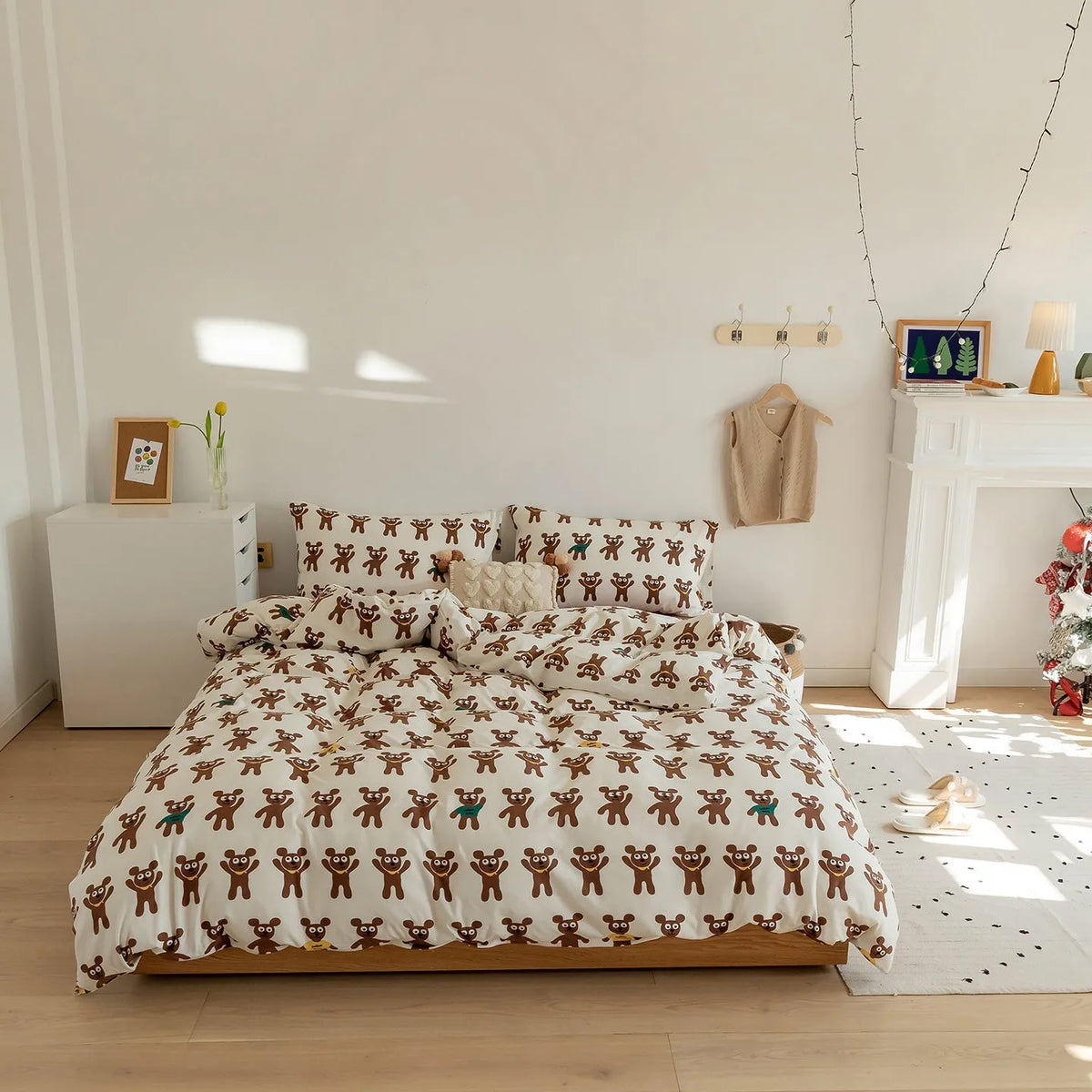 Pure cotton printed bedding set with quilt cover, sheet, and two 48x74cm pillowcases in 1.5m to 2.0m sizes