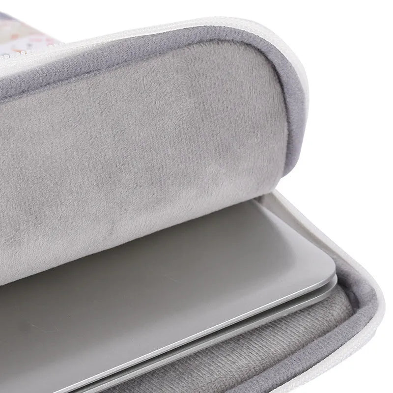 White waterproof PU leather laptop sleeve for 14-inch computers with simple design