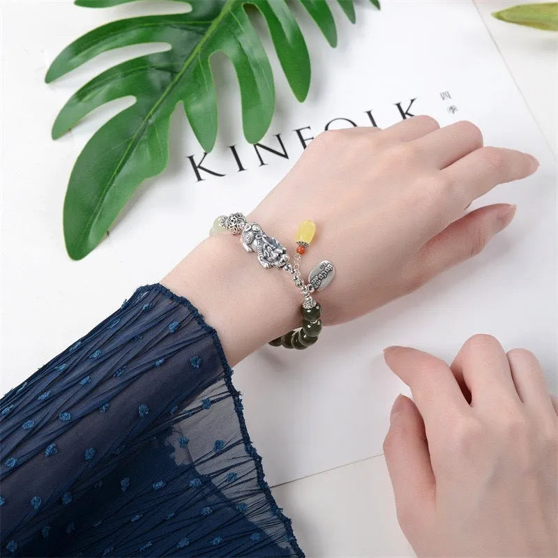 Pure silver coin bracelet with 8x7mm natural Hetian jade centrepiece, retro women's style