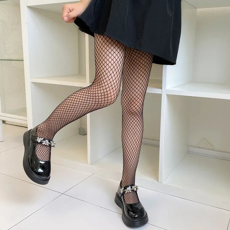 Women's mesh stockings in large, medium, and small net patterns, anti-hook design, free size 80-160 cm, colours include black and white.