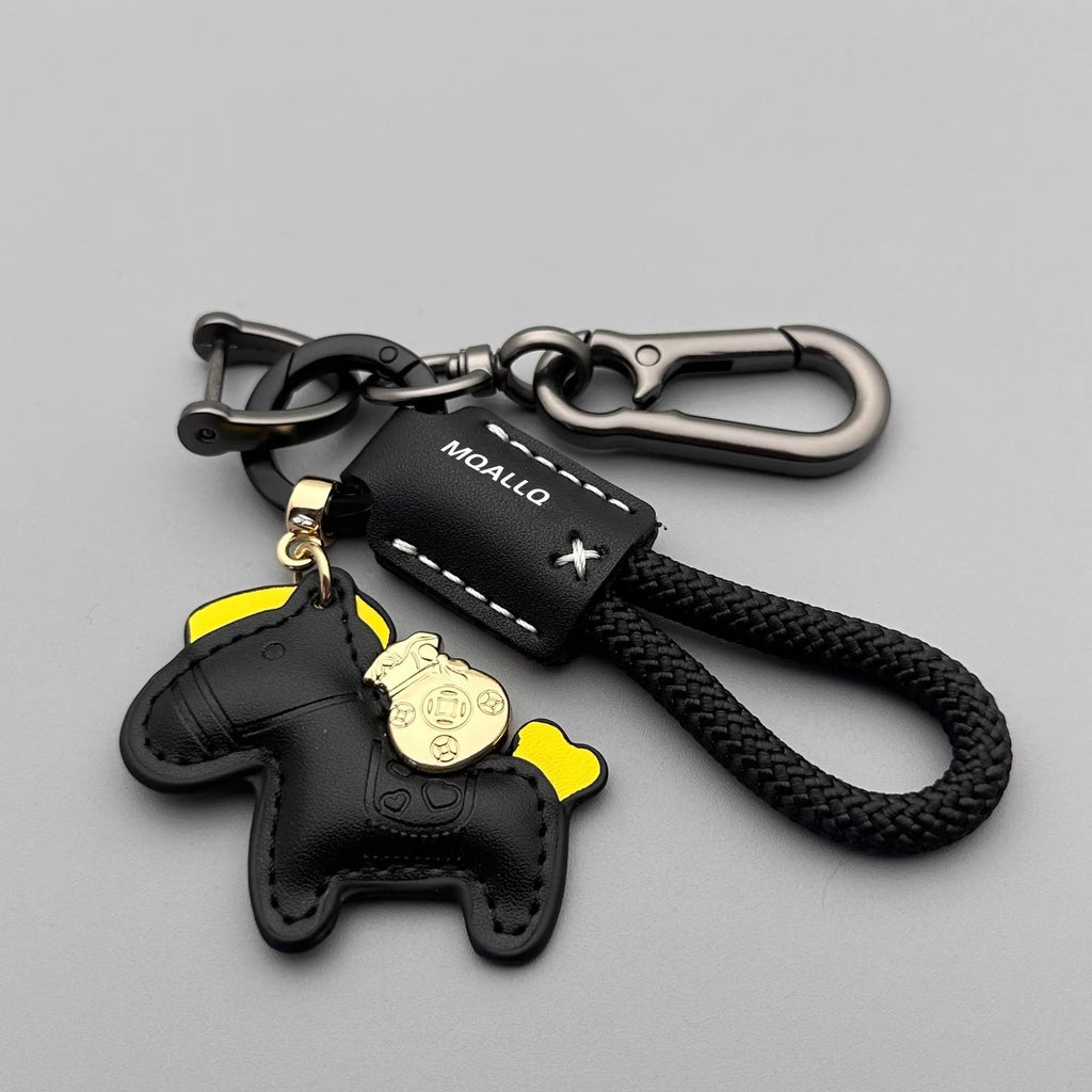 Handmade cowhide car key ring pendant with zinc alloy pony belt buckle and flanelle rope in various colours