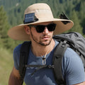 Men's solar-powered fan hat for fishing in khaki colour with integrated cooling fan.