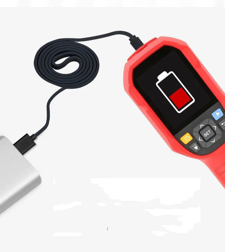 UTi260B infrared thermal imager showing temperature measurement display with 320x240 pixel resolution