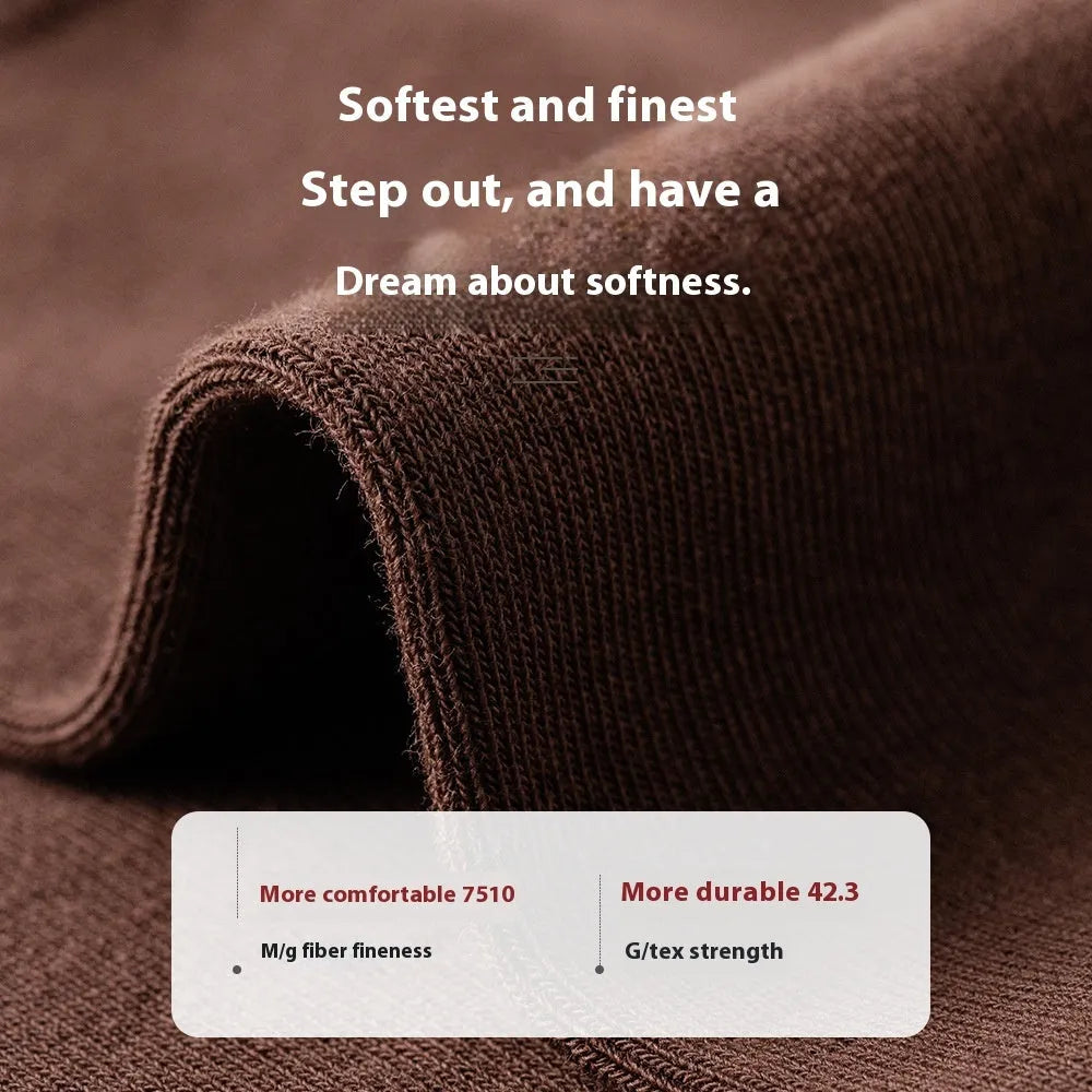Mid-calf business men's socks in pure combed cotton with sweat absorption and deodorant properties, solid colour design