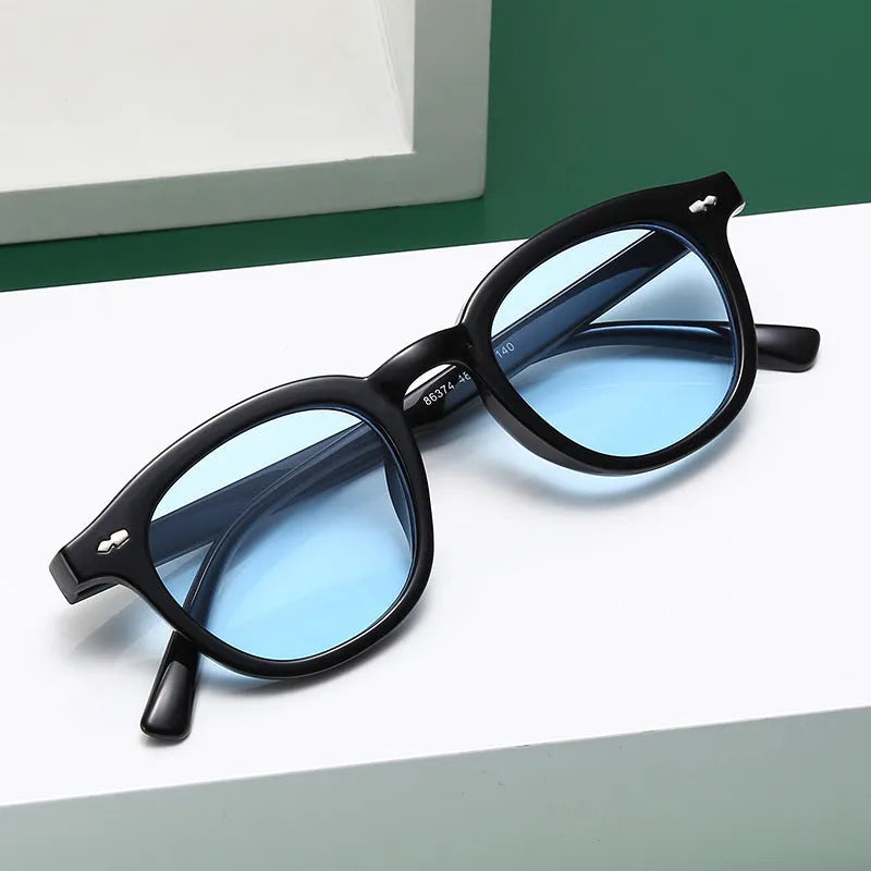 Retro round fashion sunglasses with a PC frame and metal hinge