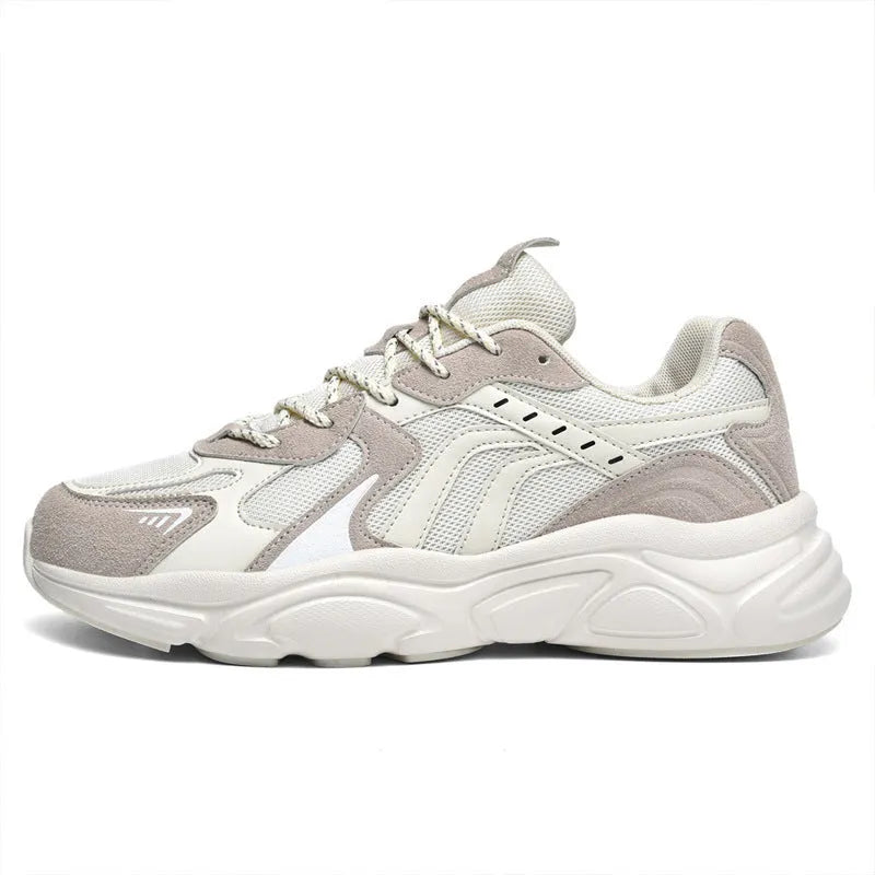 Men's beige and black flat sneakers with low heel and shallow ankle cut, shown in sizes 36 to 46.