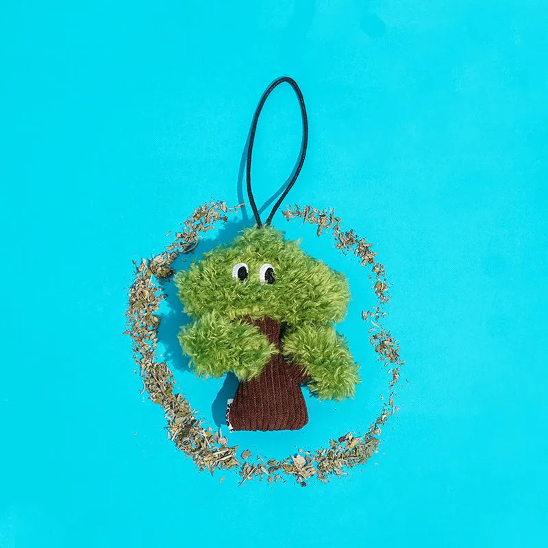 Pine tree shaped cat toy with textured surfaces measuring 10x3x12cm and weighing 50g with catnip infusion
