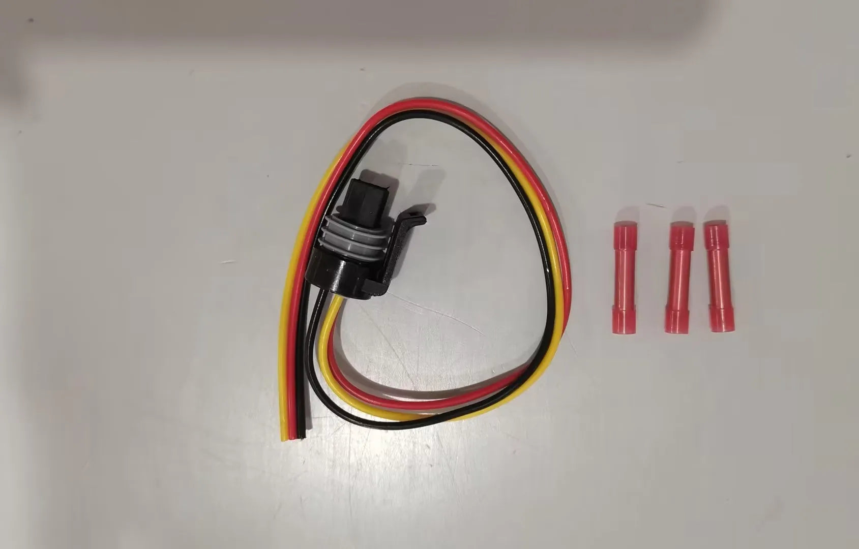 Ford F6TZ-9F838-A pressure sensor with connecting line set for F4 and F6 models