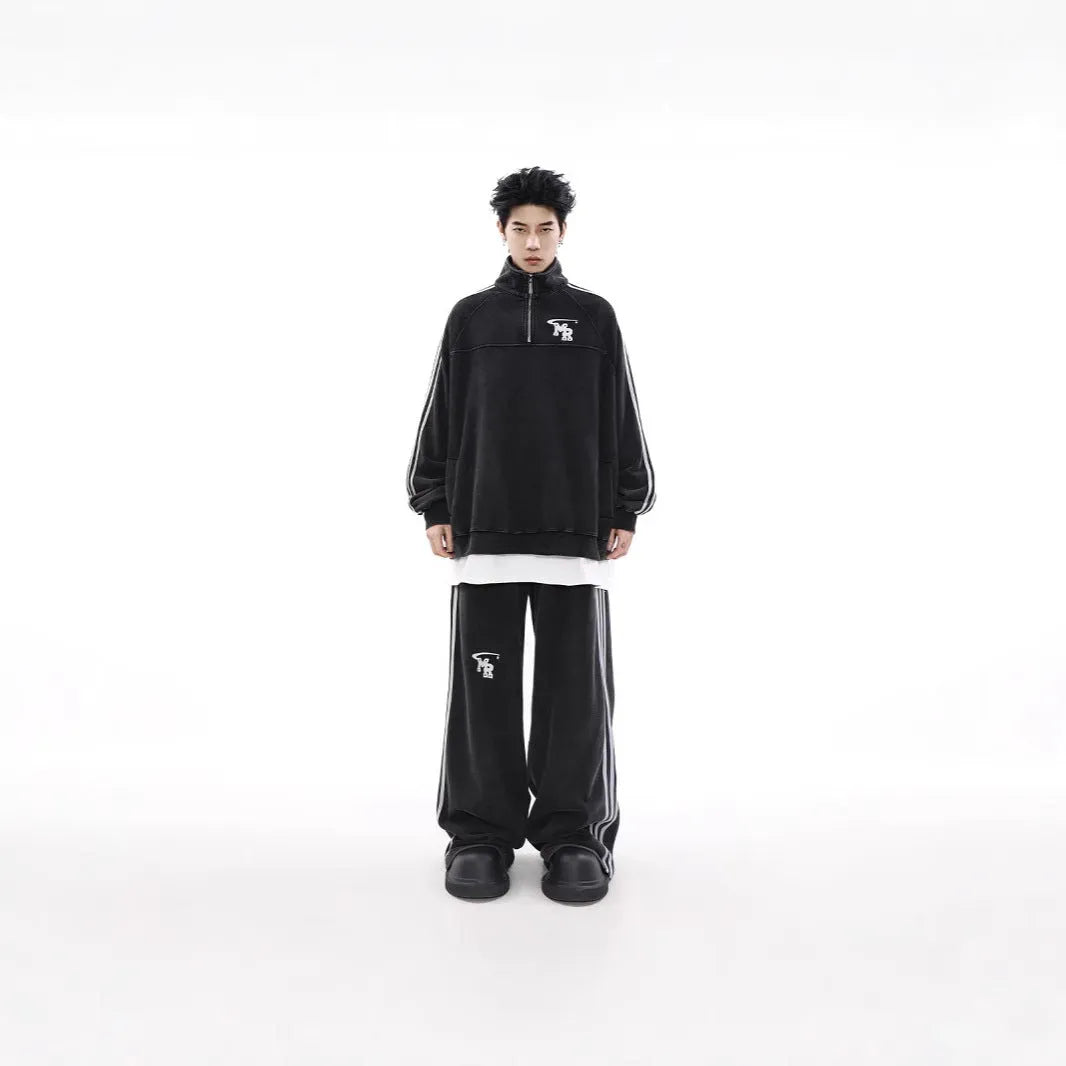 Black stand collar polyester hoodie with American retro style and Hong Kong design elements for sports wear