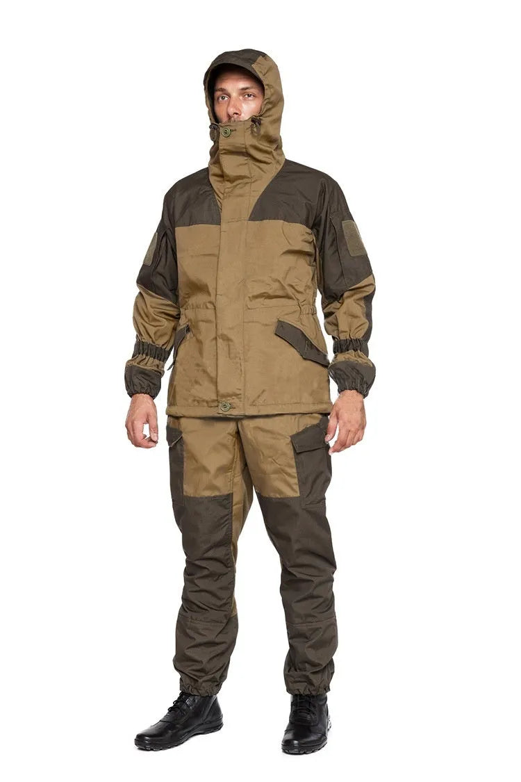 Special Forces Mountain Battle Suit in cotton blend, waterproof and windproof, for outdoor activities like hiking and climbing.