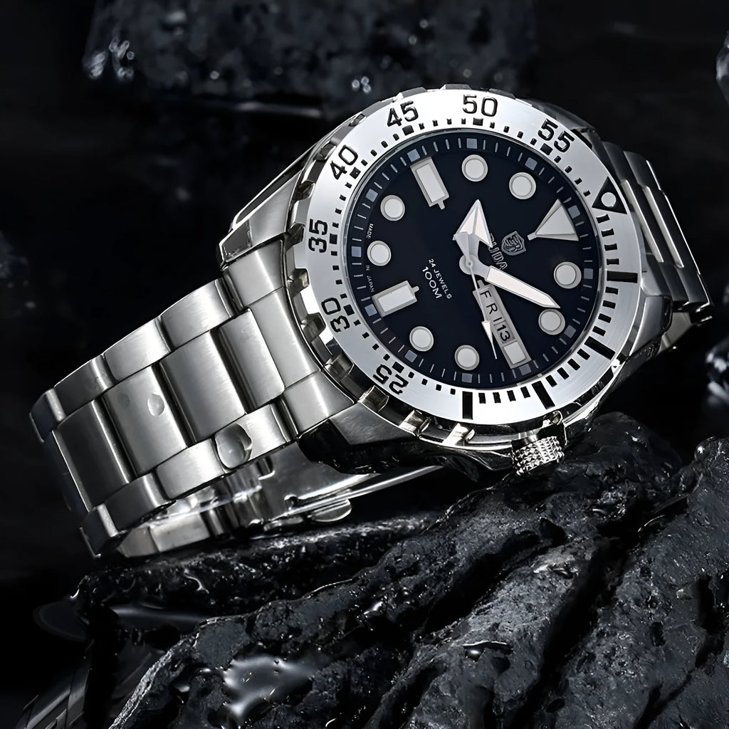 Waterproof luminous quartz men's watch with steel strap in blue colour option