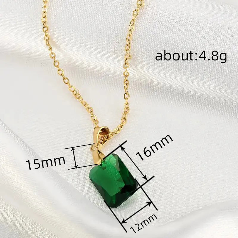 Copper geometric pendant necklace with rectangular quadrilateral design and O-ring chain in XL1006 Green colour