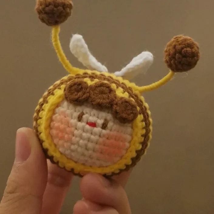 Handmade crocheted bee colony toy accessories for wool dolls with plush material