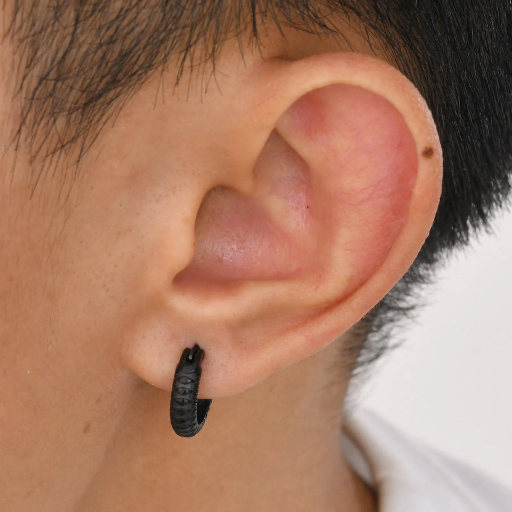 Stainless steel earrings with snake pattern texture in black or gold finish for hip hop style