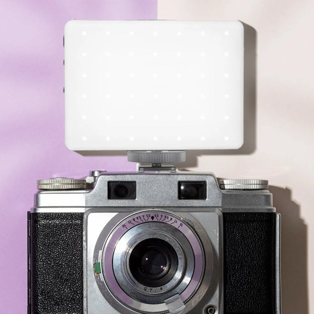 VL-60BI and VL-68BI pocket LED fill lights with clip attachment showing 10.4cm by 7.5cm by 12.5cm dimensions