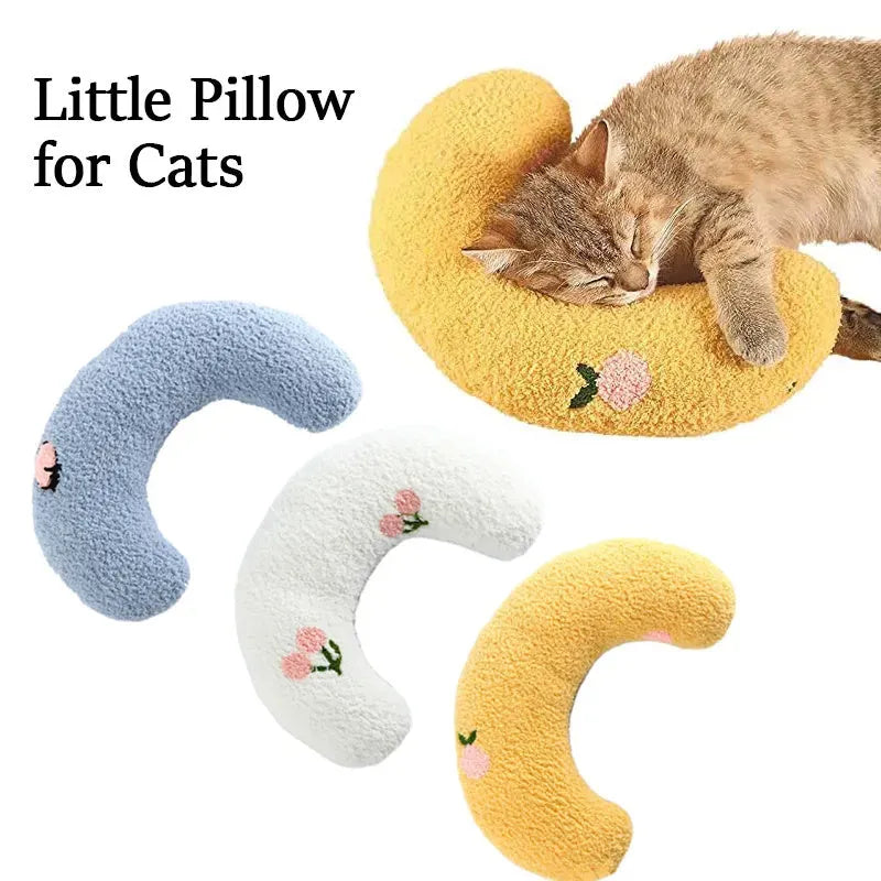 U-shaped pet pillow measuring 27x17x6cm with quilted faux fur surface for cats and small dogs up to 10lbs