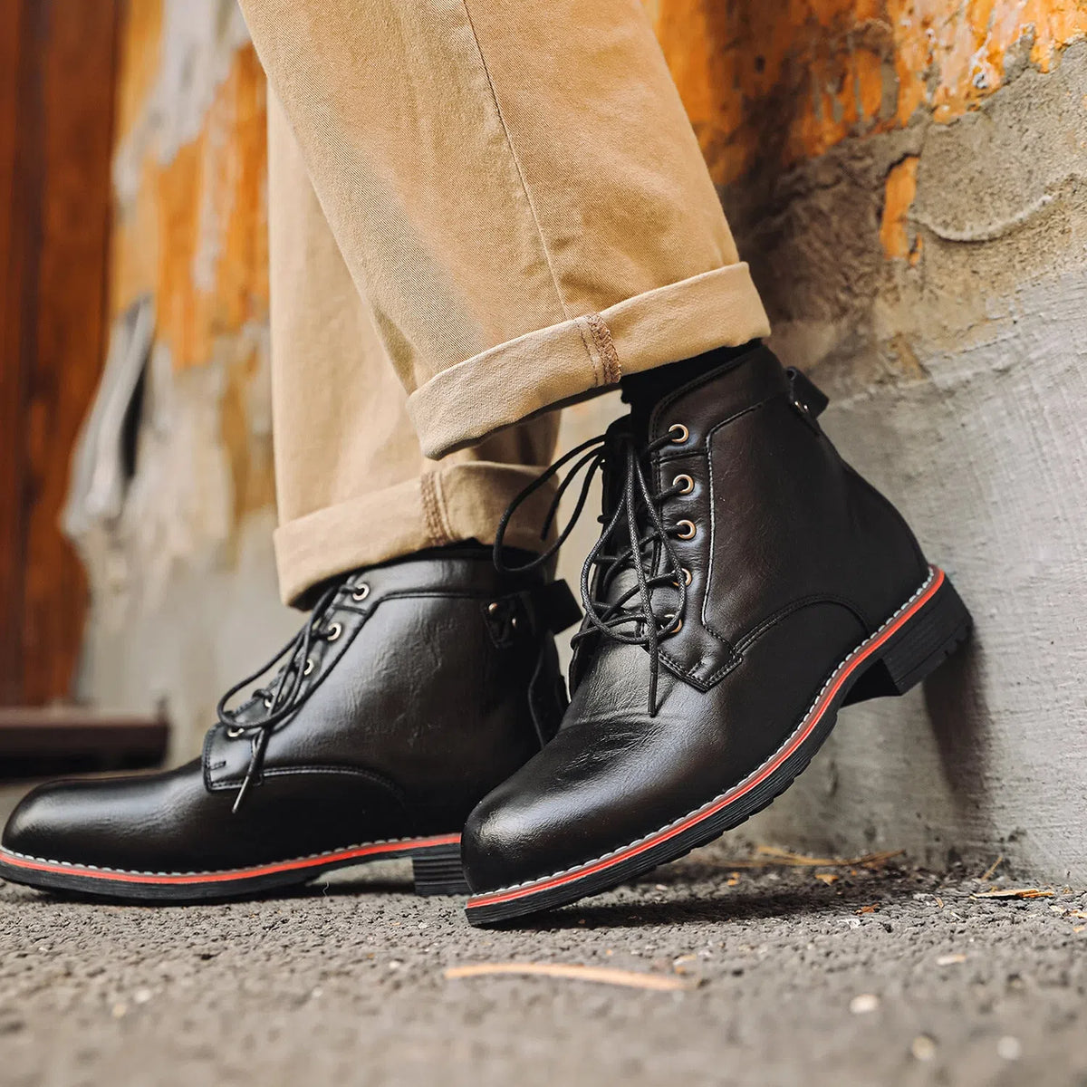 Men's retro lace-up Western boots in black or brown with mid horseshoe heel, round toe and embossed artificial PU upper
