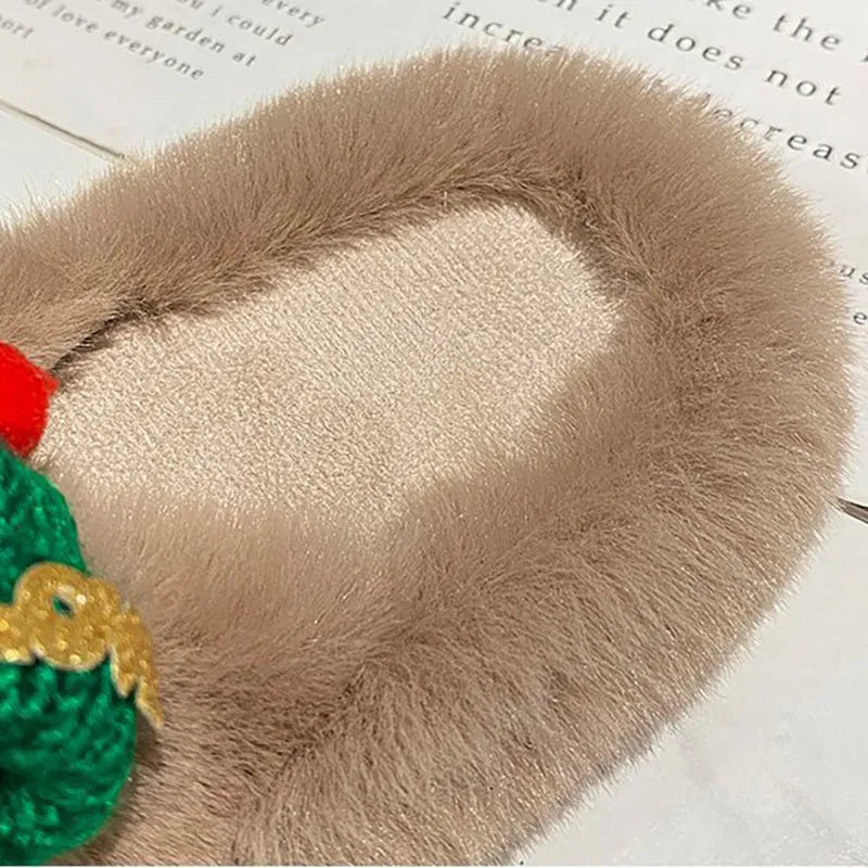 Women's Christmas hat decoration slippers with hairy faux plush upper and rubber sole in black colour