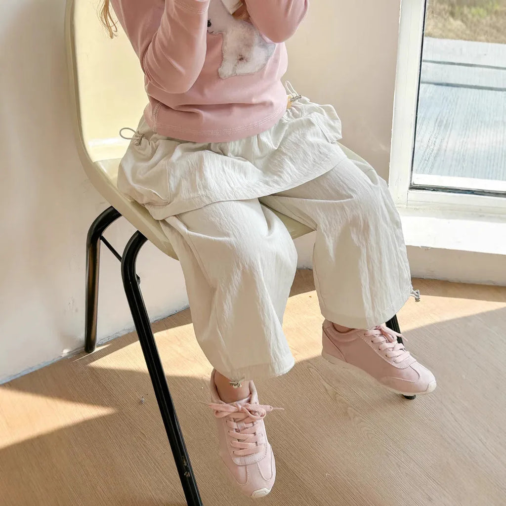 Children's loose casual pants with fart curtain, mid waist, polyester blend, apricot or grey, sizes 90cm to 150cm