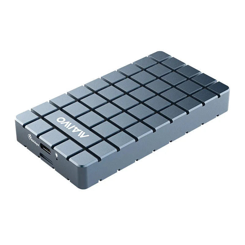 USB4 hard disk box with aluminium alloy construction measuring 50×118×13mm for solid-state drives