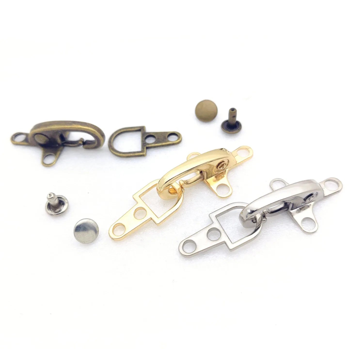 Alloy metal aircraft buckle decoration measuring 5.85cm in bronze gold gun silver finishes